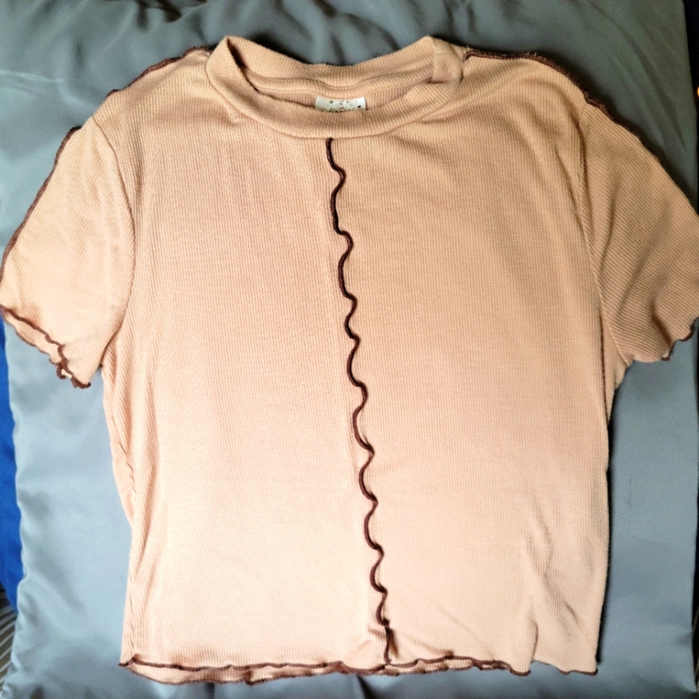 Juniors top with piping